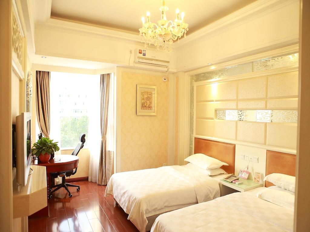 Bluesky Hotel Гуанджоу Екстериор снимка