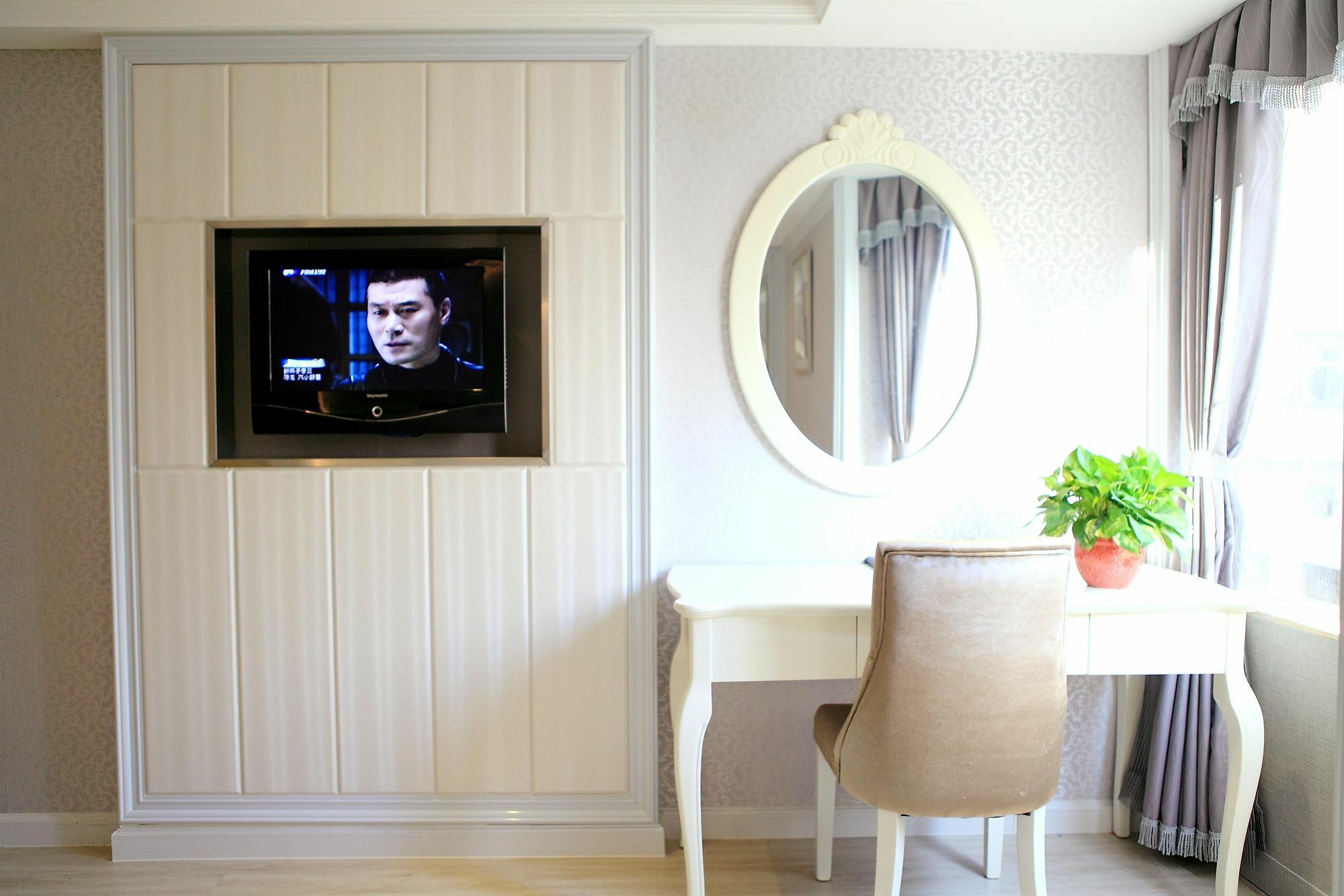 Bluesky Hotel Гуанджоу Екстериор снимка