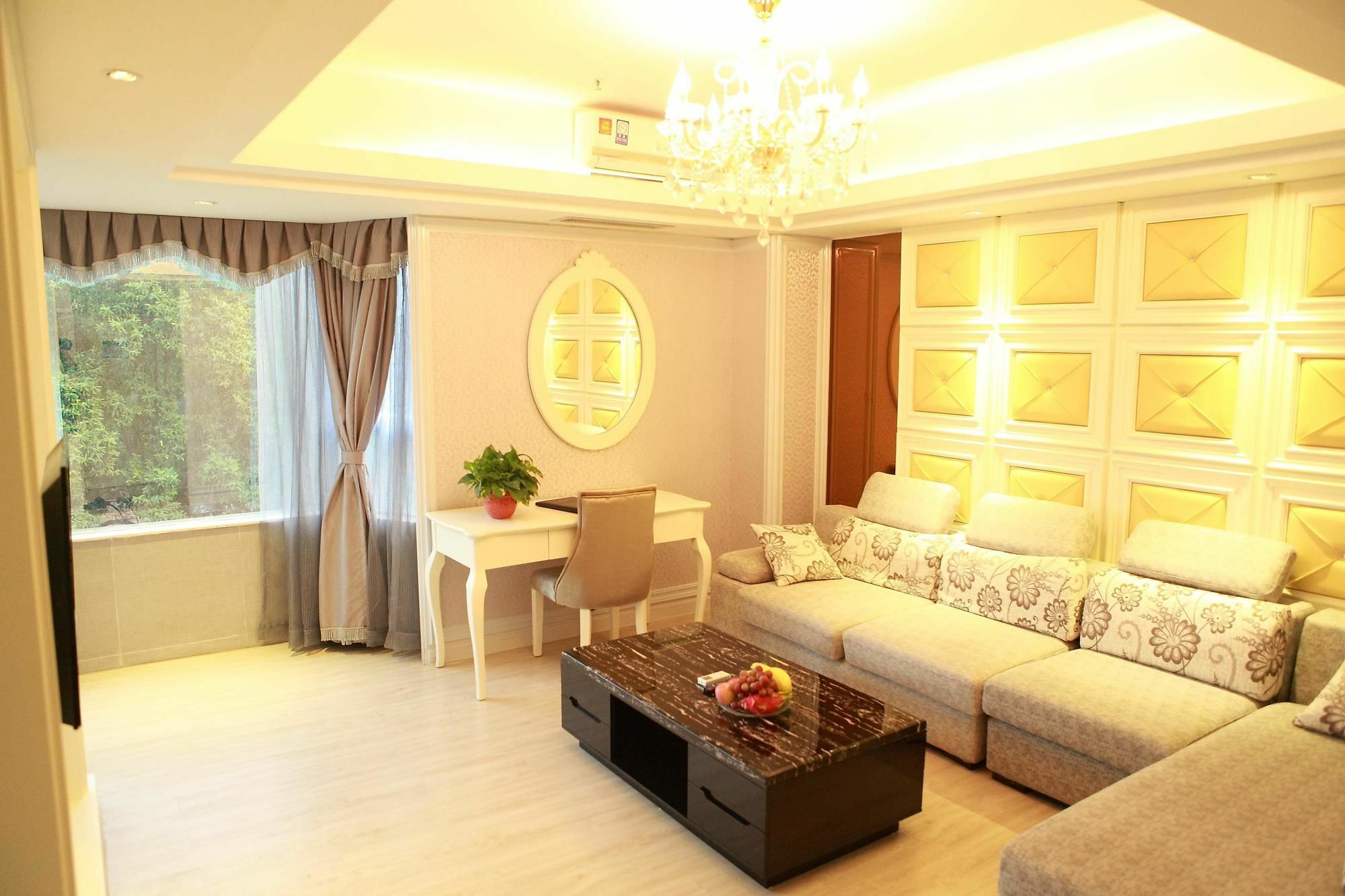 Bluesky Hotel Гуанджоу Екстериор снимка